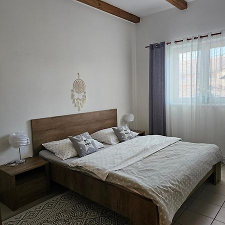 Apartman U Sudu Kobyli Экстерьер фото