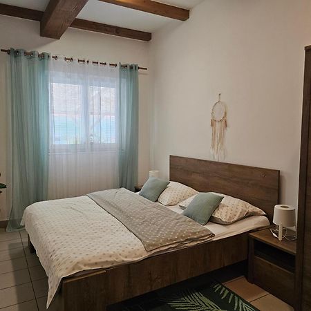 Apartman U Sudu Kobyli Экстерьер фото