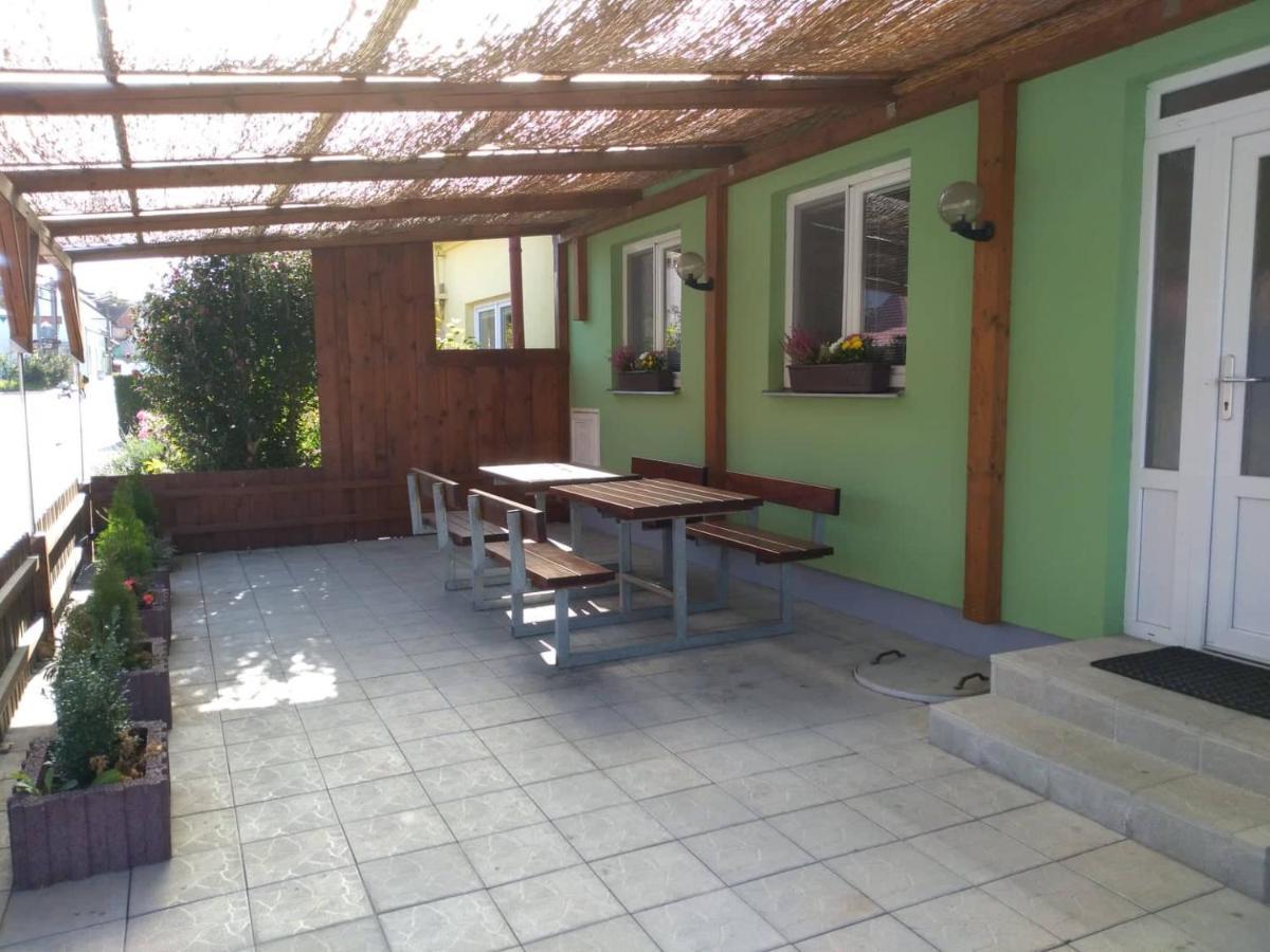 Apartman U Sudu Kobyli Экстерьер фото